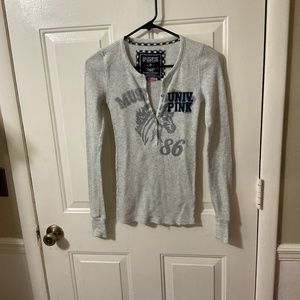 3/&12 Sale EUC Pink by VS Gray Long Sleeves Small